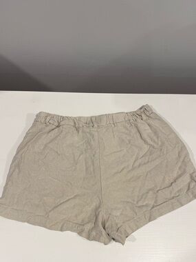 Light Beige Women’s Elastic-Waist Casual Shorts